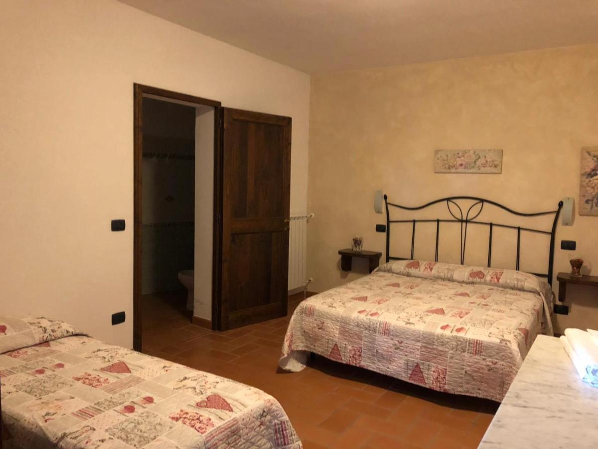 Agriturismo Casale Giulia Volterra Exterior photo