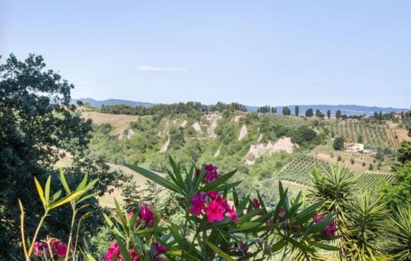 Agriturismo Casale Giulia Volterra Exterior photo