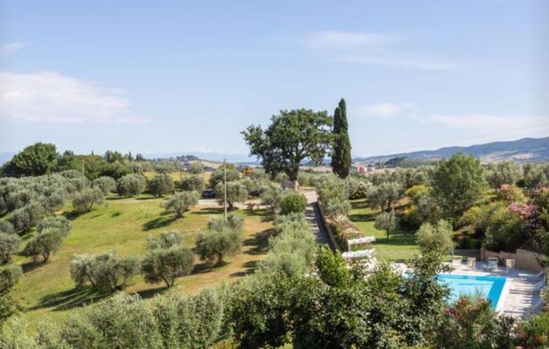 Agriturismo Casale Giulia Volterra Exterior photo