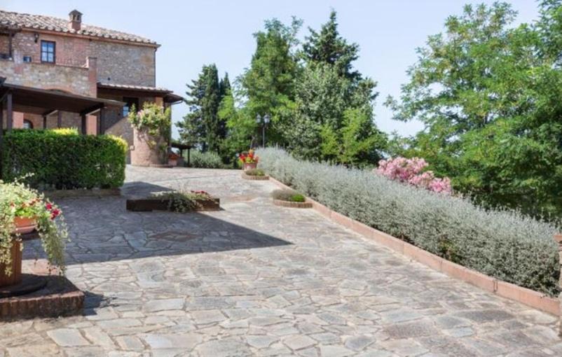 Agriturismo Casale Giulia Volterra Exterior photo