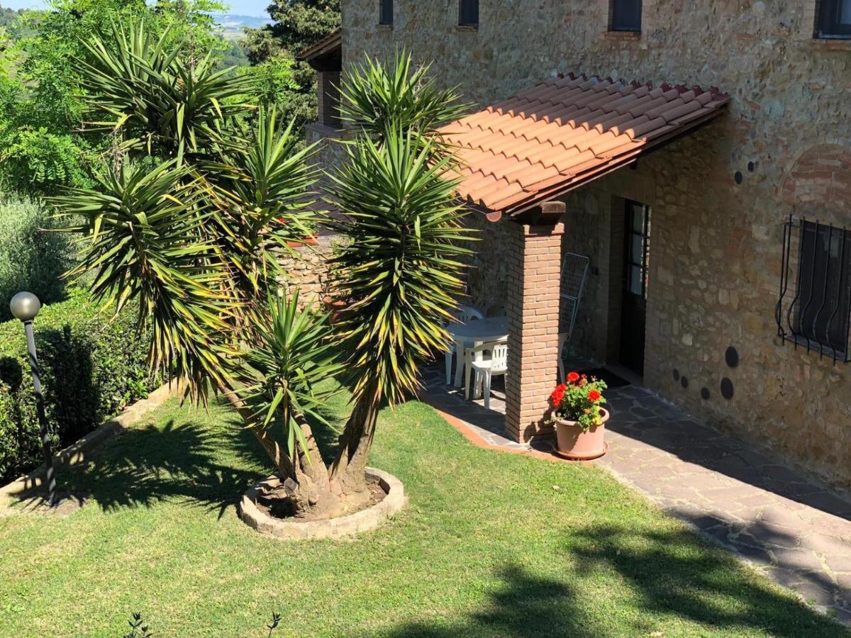 Agriturismo Casale Giulia Volterra Exterior photo